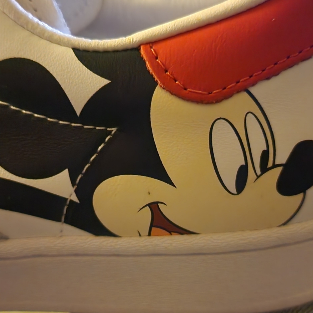 New Mickie mouse 🐁 shoes